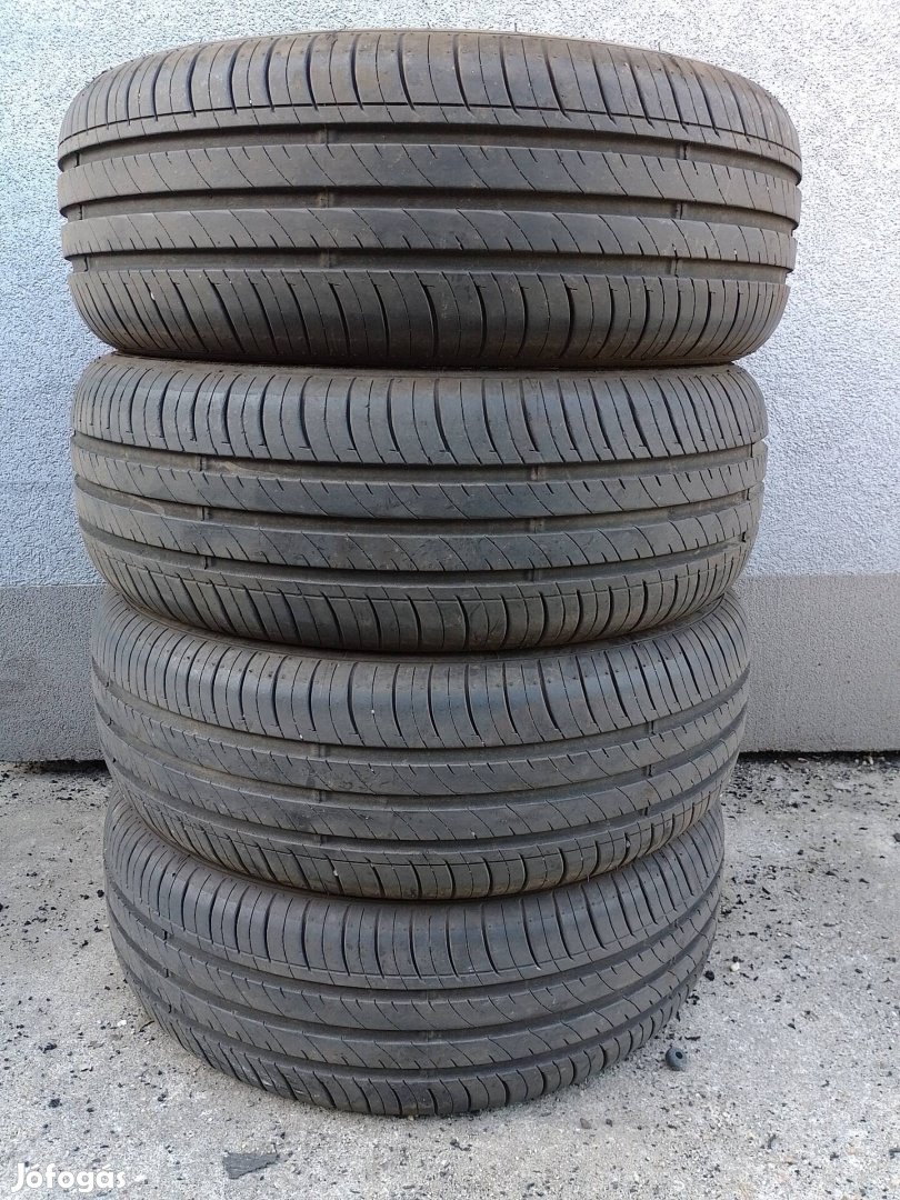 205/60 R 16 Nankang nyári gumi