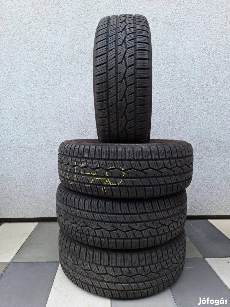 205/60 r16 Toyo Celsius 4 évszakos újszerű állapotú gumi DOT1721