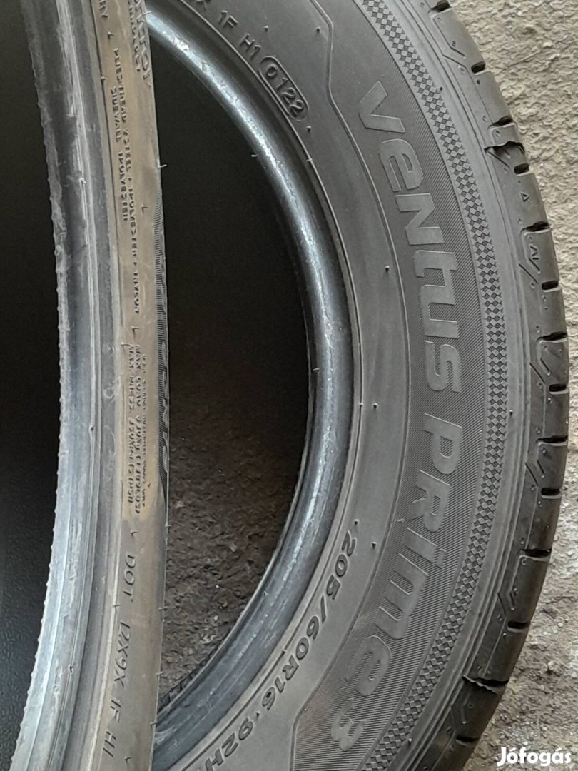 205 60 r16 gumi szinte uj