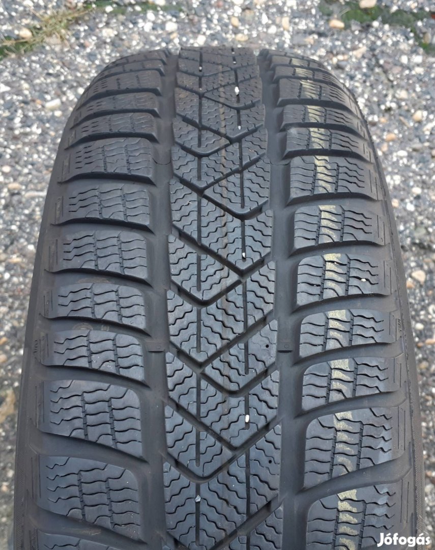 205/60 r17 Pirelli Sottozero 3. 2db