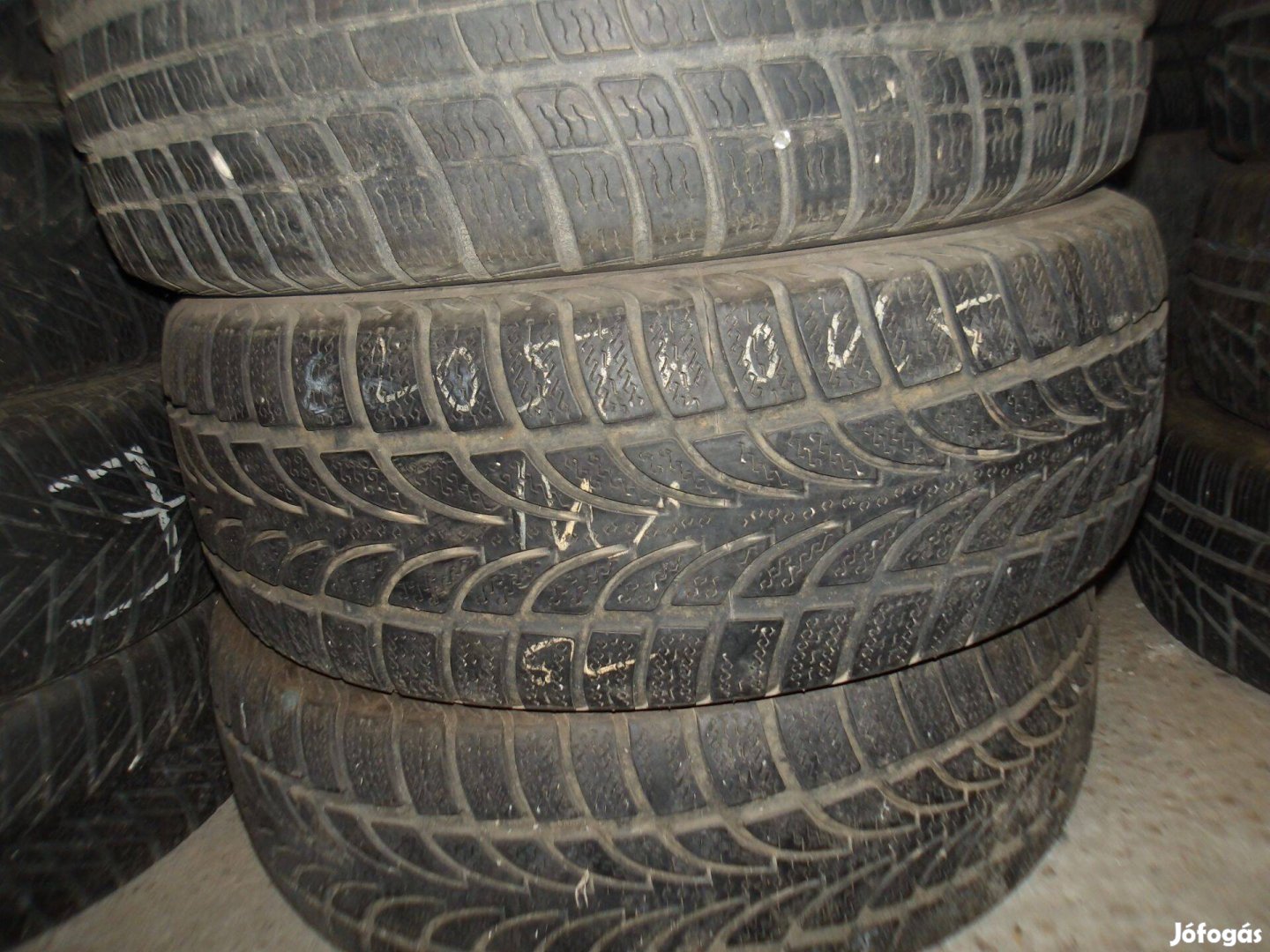 205/60r15 Nokian téli gumi ajándék szereléssel