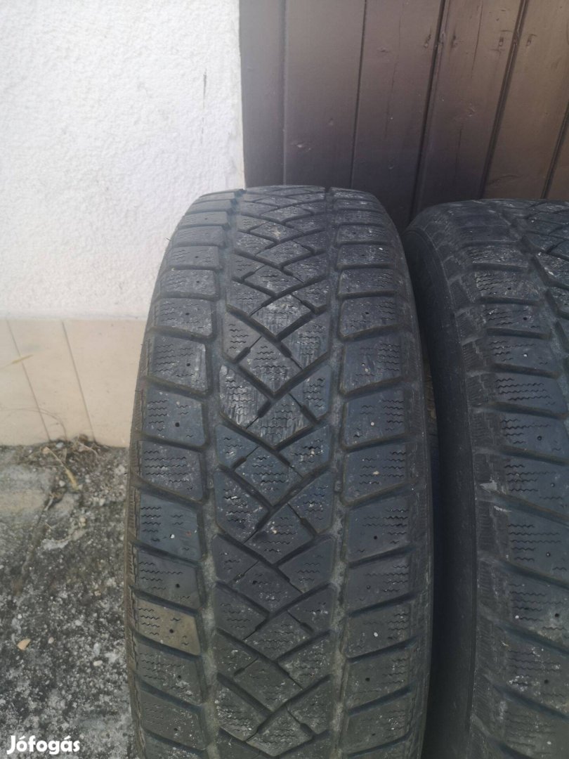 205/65R16C 2-2db téligumi