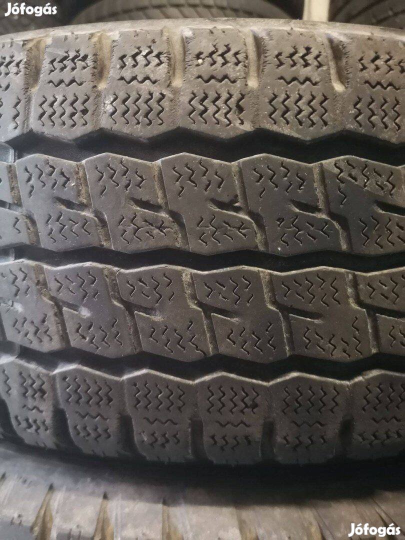 205/65R16C 2db Firestone téligumi