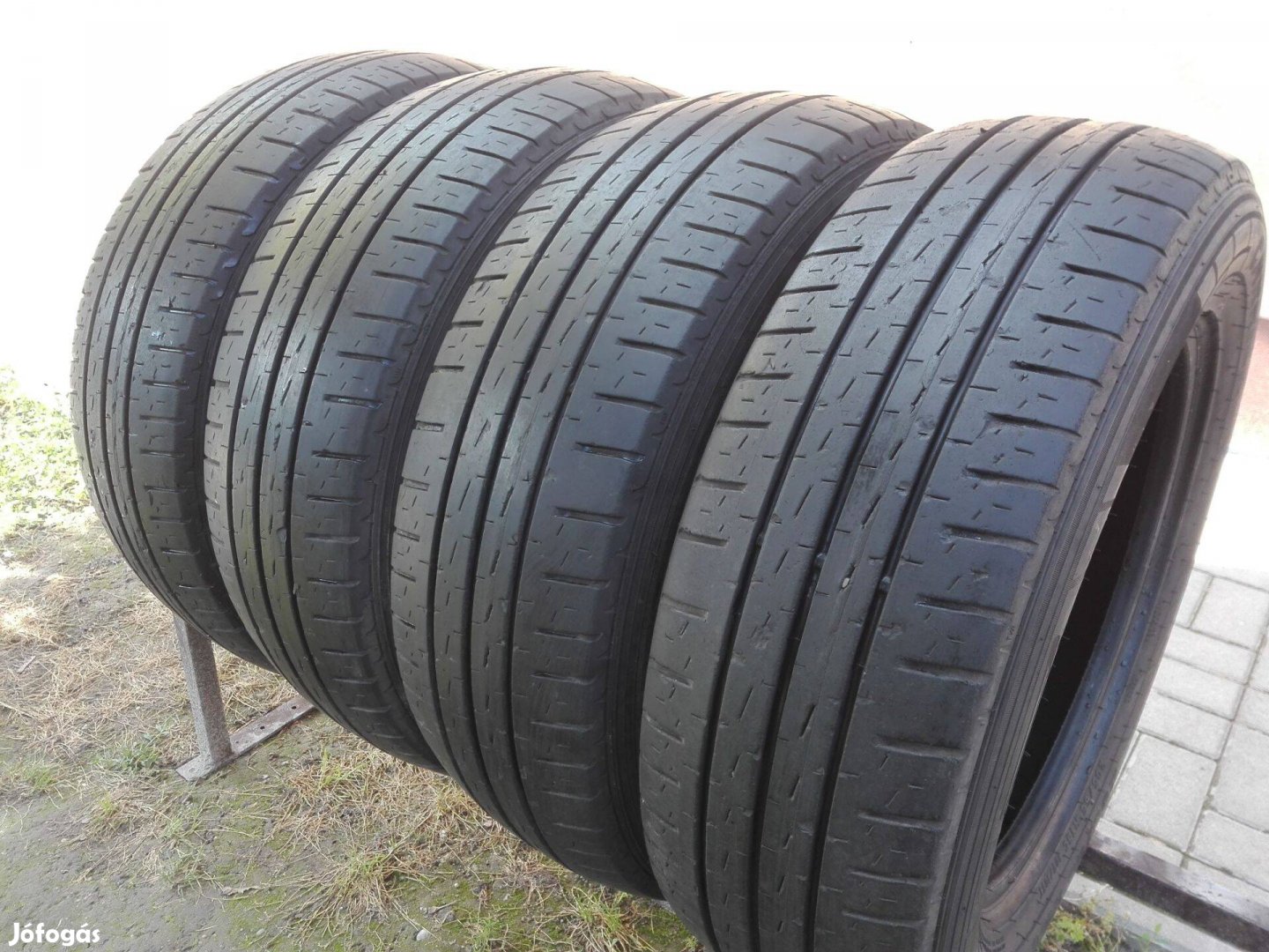 205/65R16C Pirelli nyári gumi garnitúra 205/65 r16c