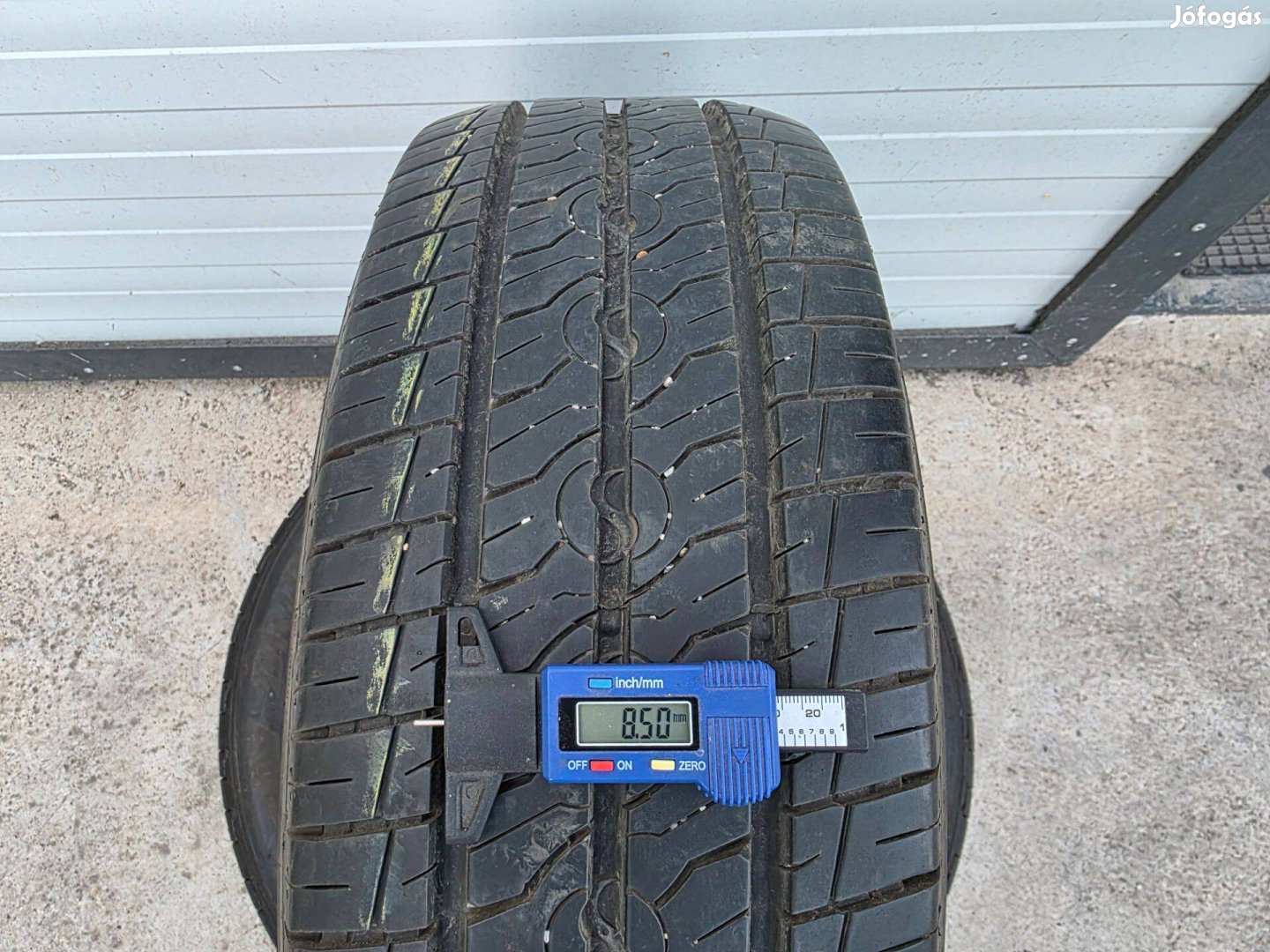 205/65R16C Semperit garnitúra szinte újszerű állapotban eladó!