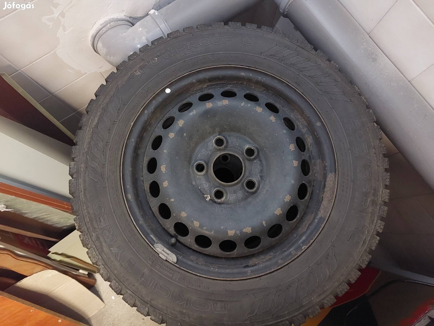 205/65R16C téligumi T5 felni acélfelni