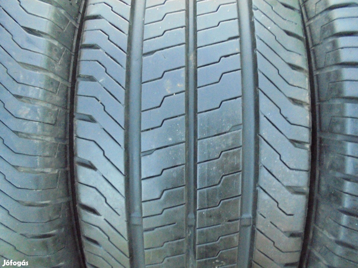 205/65 R 16-C Continental nyári TGK gumi keveset futott eladó