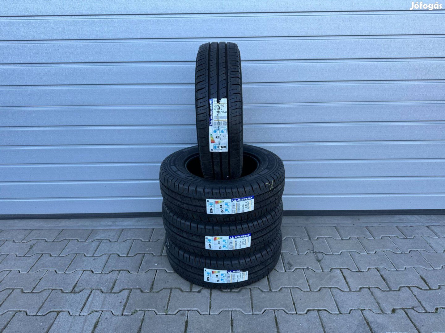 205/70R15C 205 70 15 Michelin Agilis+ nyári gumi