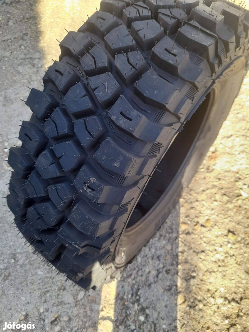 205/70R15 BF-G 2 Dakar mintás terepgumi