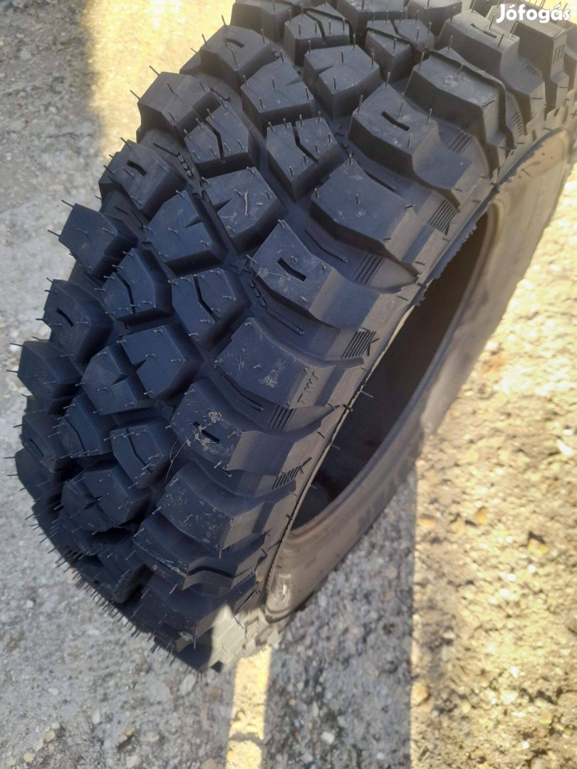 205/70R15 BF-G Dakar 2 mintás terepgumi