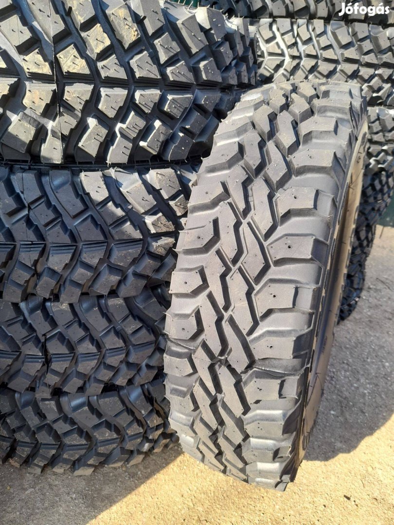 205/70R15 KM1 mintás terepgumi