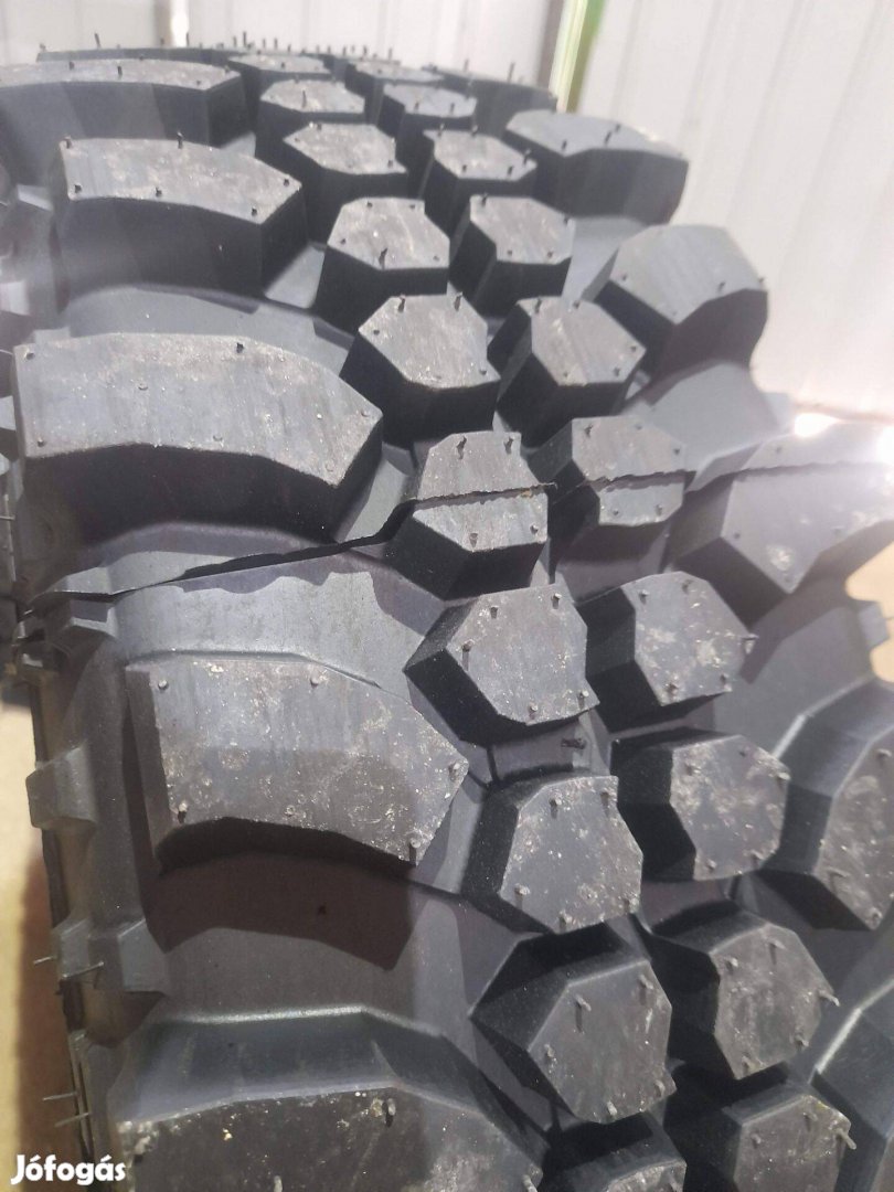 205/70R15 Simex mintás terepgumi