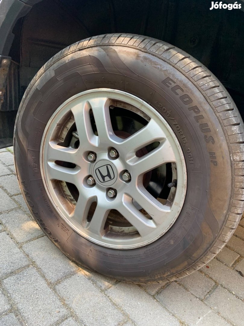 205/70R15 nyári gumi garnitúra CRV