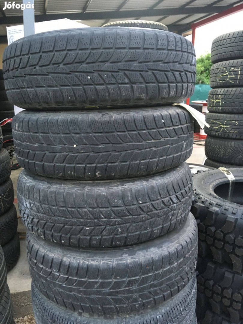 205/70/15 Hankook 4 DB Téli Gumiabroncs