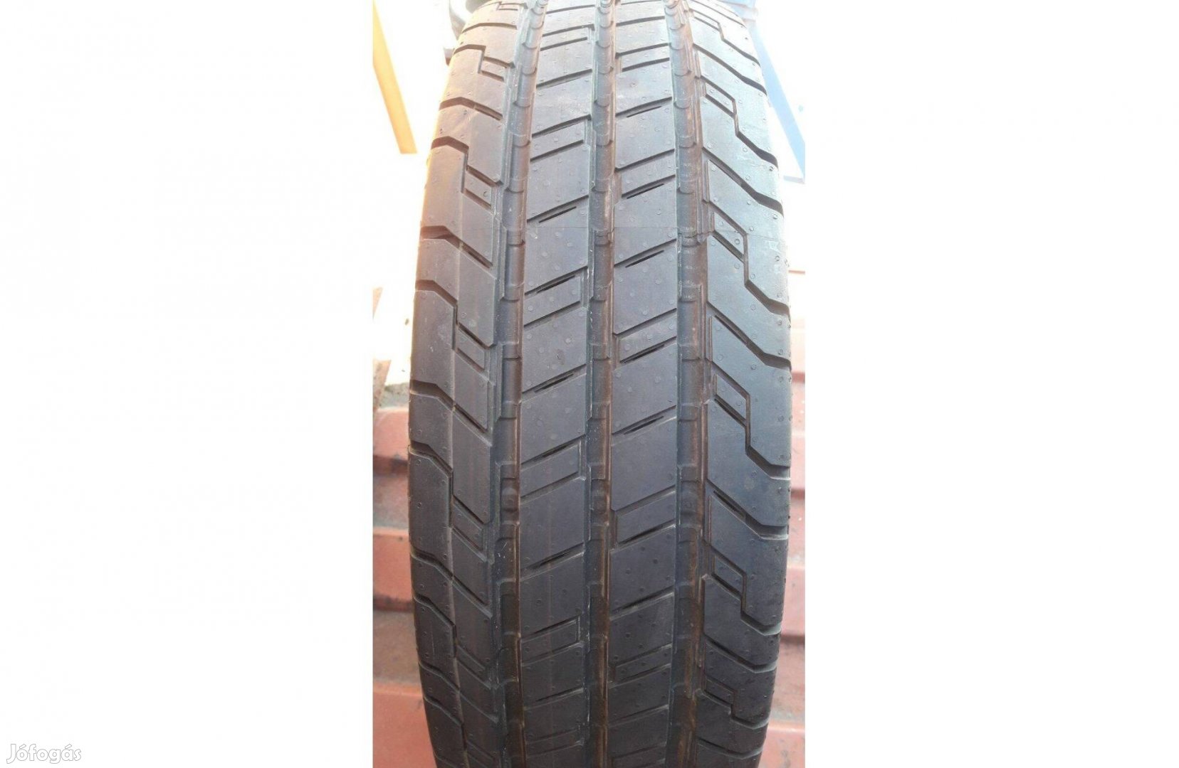 205/70 R17C E.SZ. Continental Vancontact100 115/113R DOT20