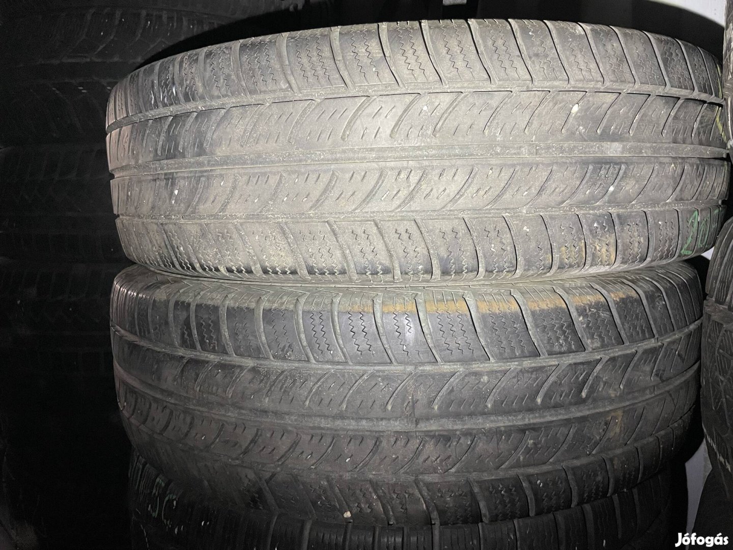 205/75R16C  conti téligumik