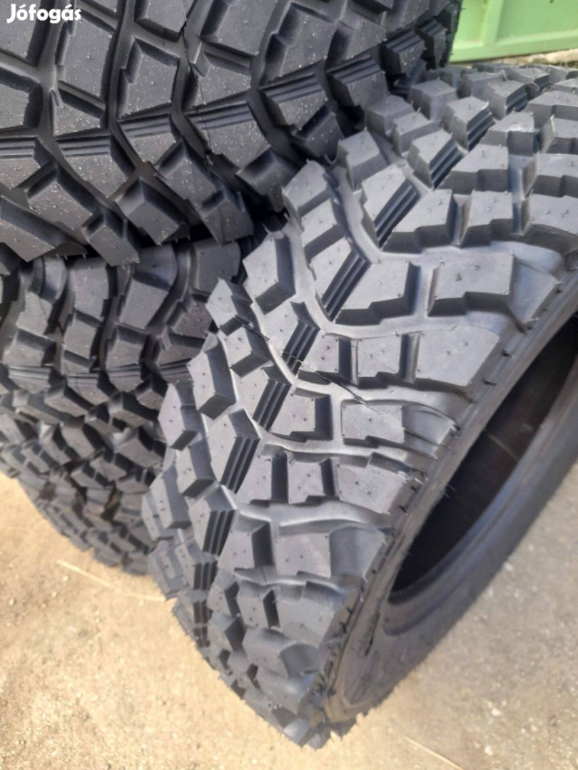 205/75 R16 Cobra mintás terepgumi