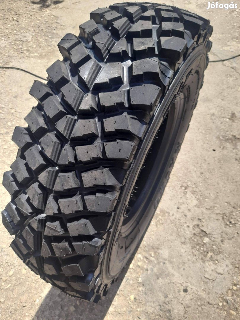 205/80R16 Sahara mintás terepgumi