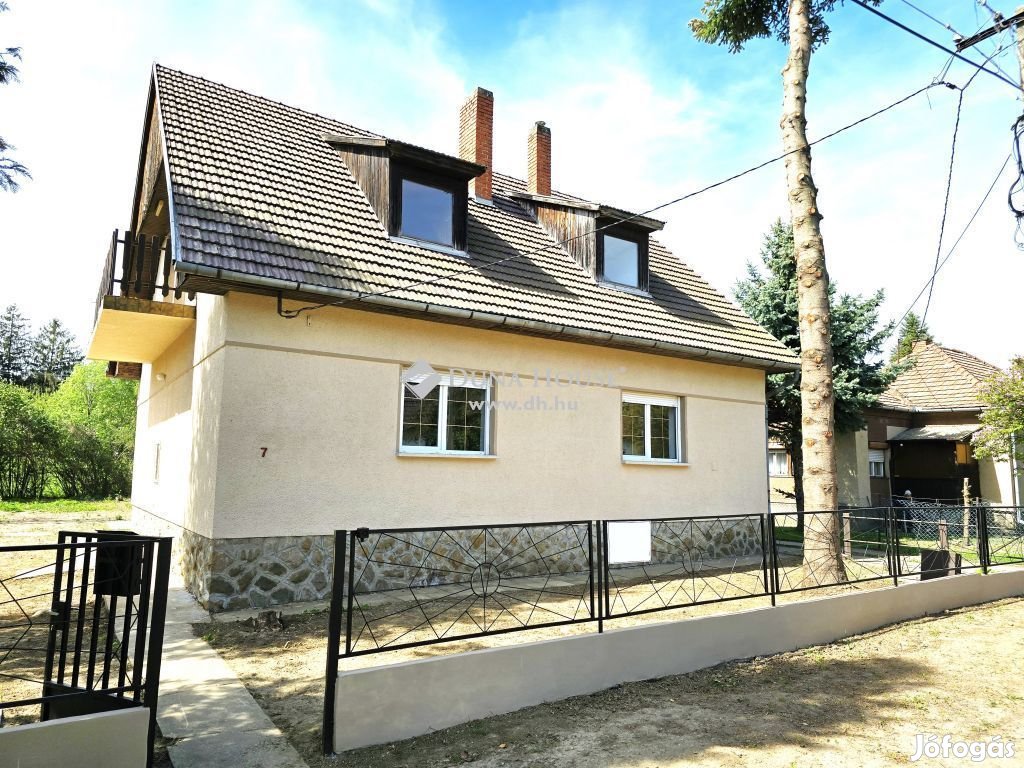 205 nm-es ház eladó Pécs