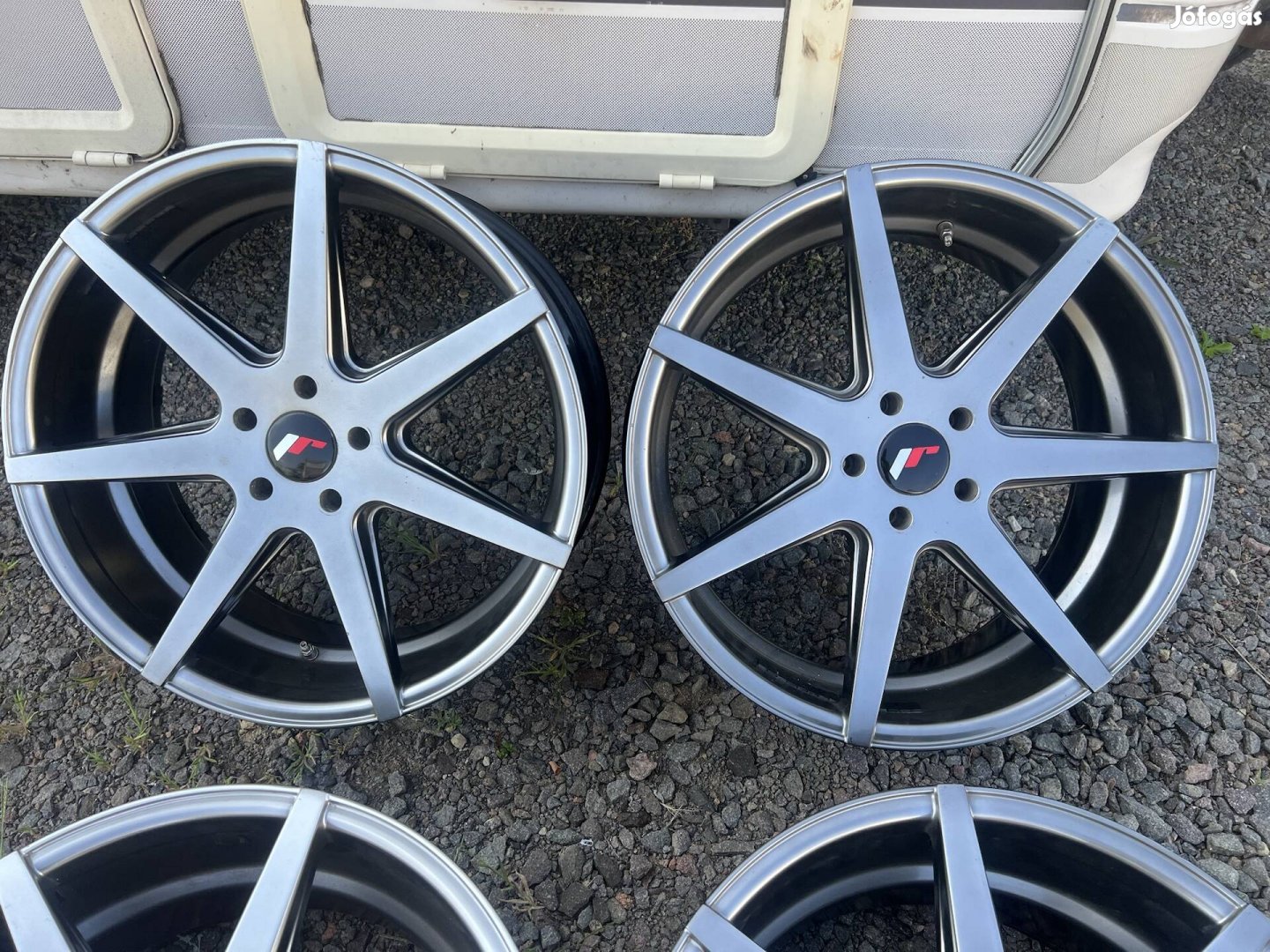 20 Japán Racing JR20 Concave 5x114,3 Alufelni 
