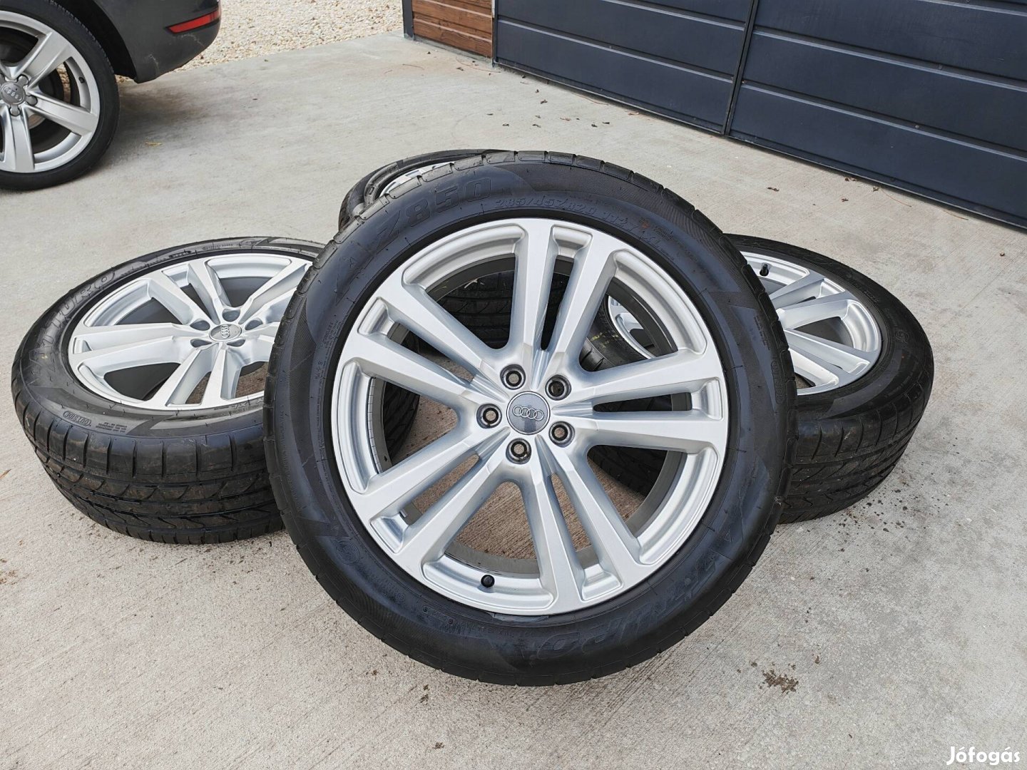20" 5x112 Audi Q7-Q8 gyári alufelni szett nyárigumikkal!