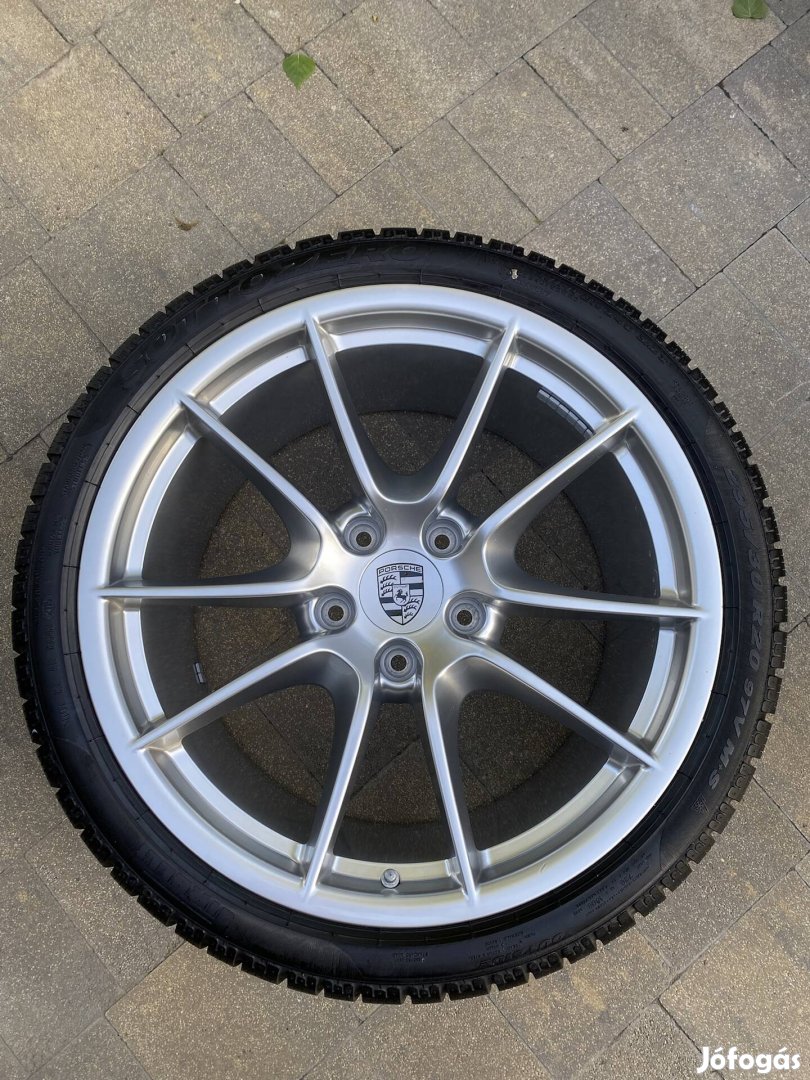 20" Porsche 911 991 gyári alufelni szett, téli gumikkal 