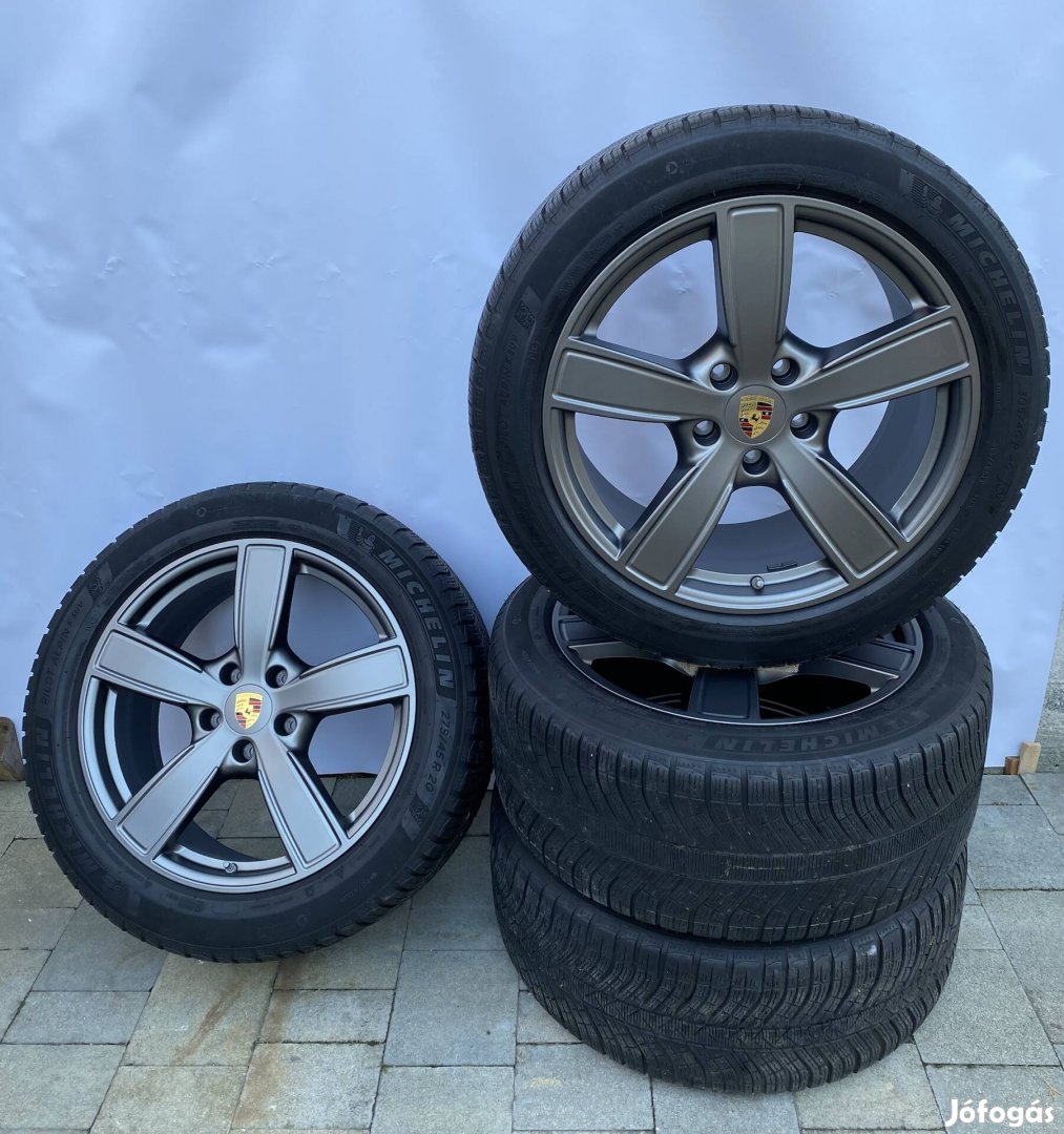 20" kétszéles Porsche Cayenne gyári alufelni garnitúra téli gumikkal