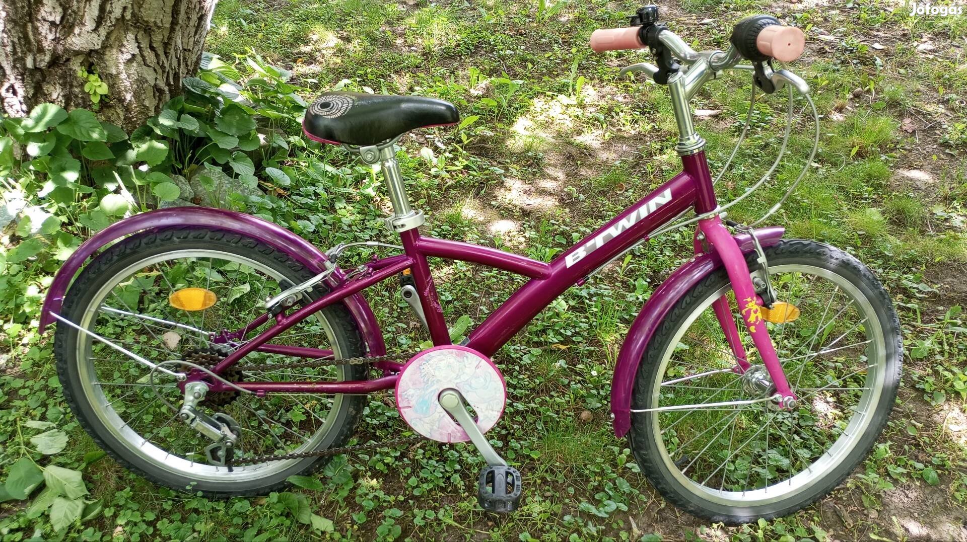 20-as Btwin kislány bicikli, megkímélt állapotban eladó