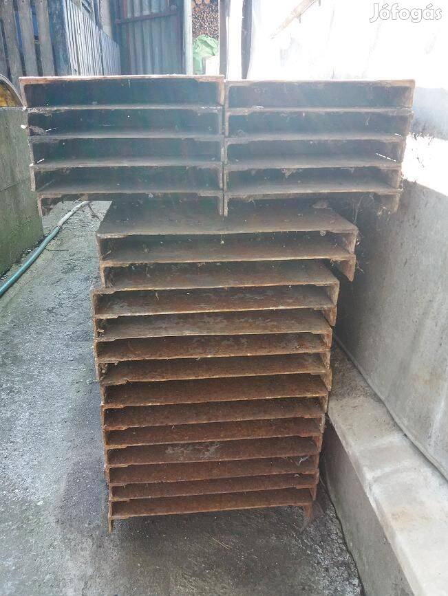 20 cm magas lemezzsalu eladó