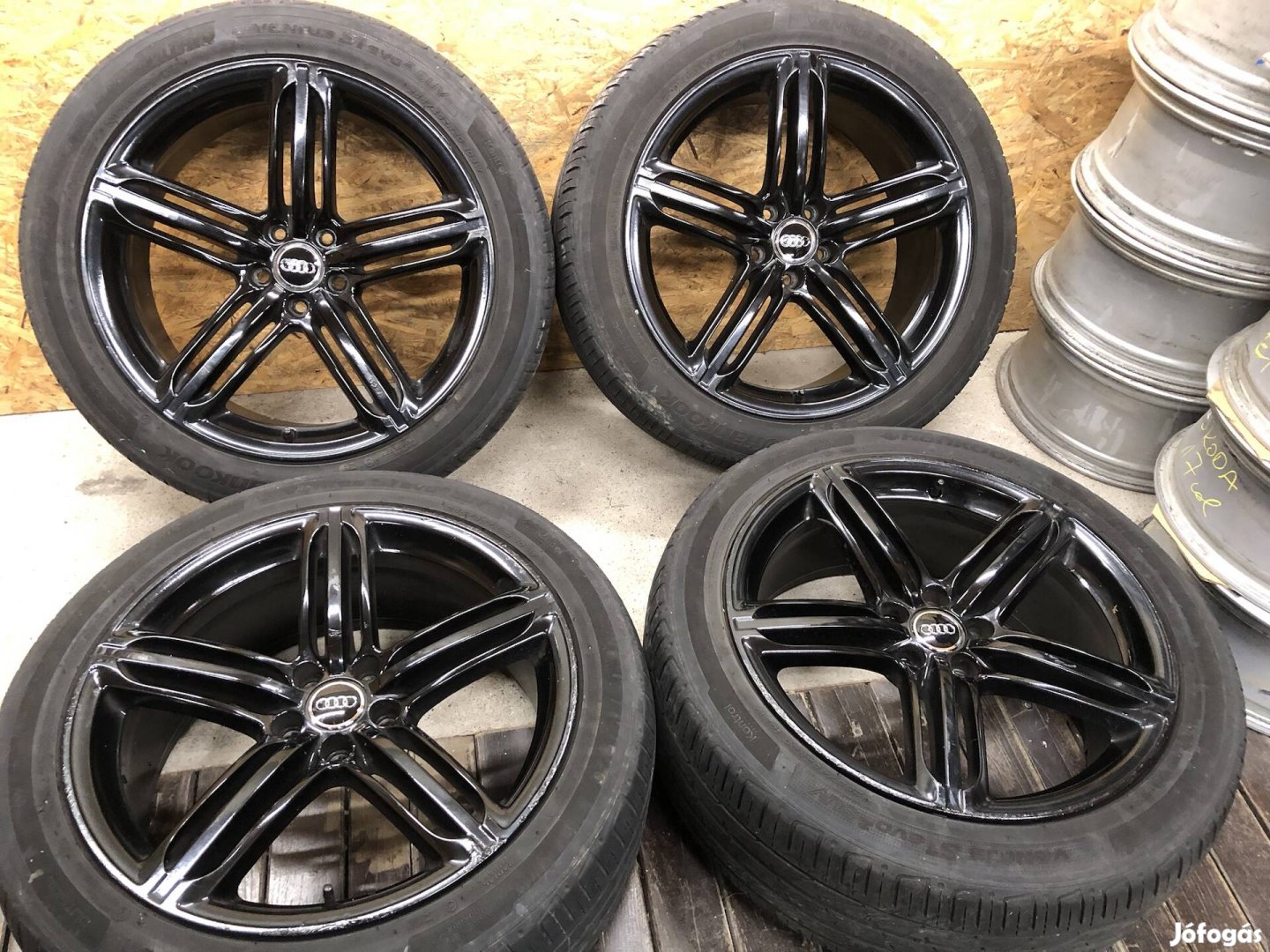 20 colos gyári Audi fekete alufelni Q5, A5, A6, A8, 20 col