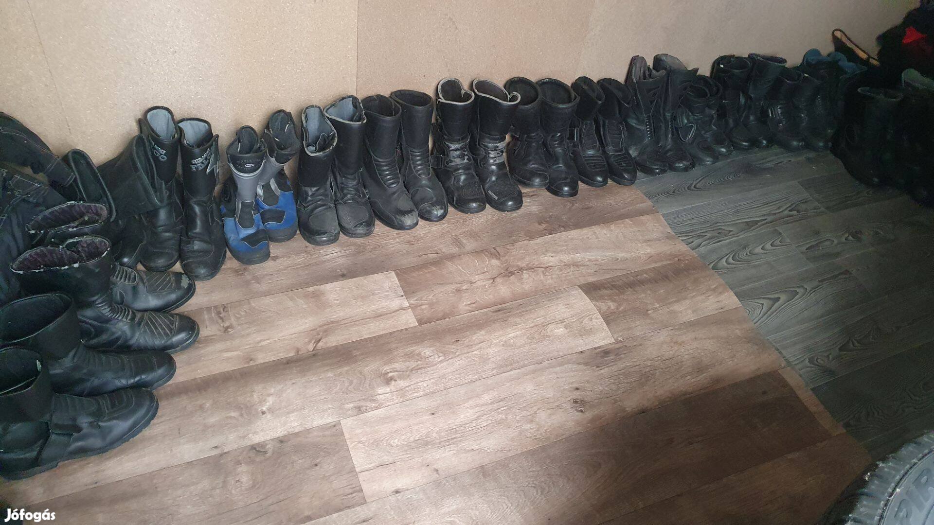 20 pár motoros csizma