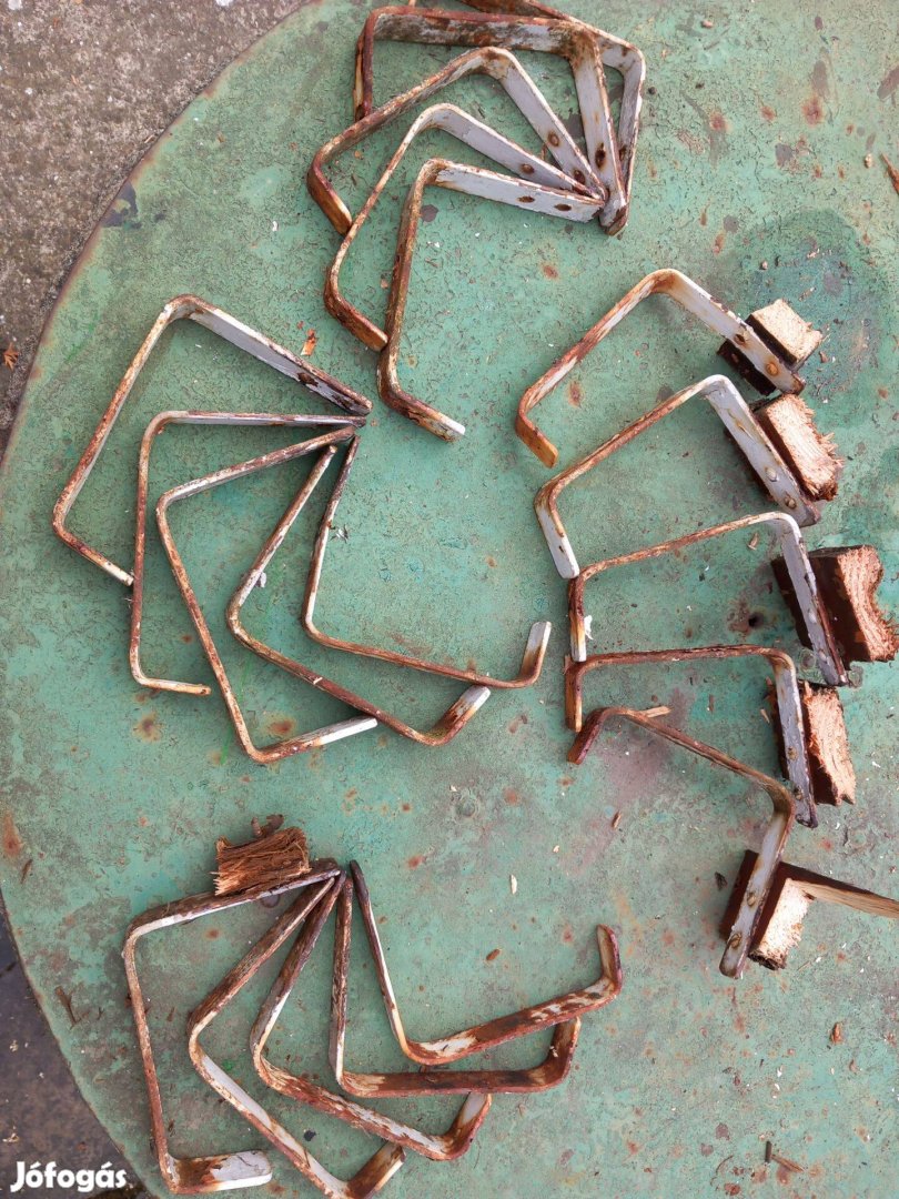 20db virágláda tartó vas 10cm széles egybe a 20 db