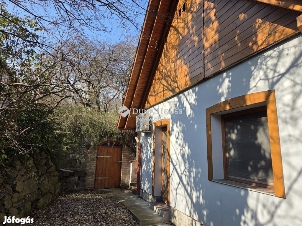 210 nm-es ház eladó Leányfalu