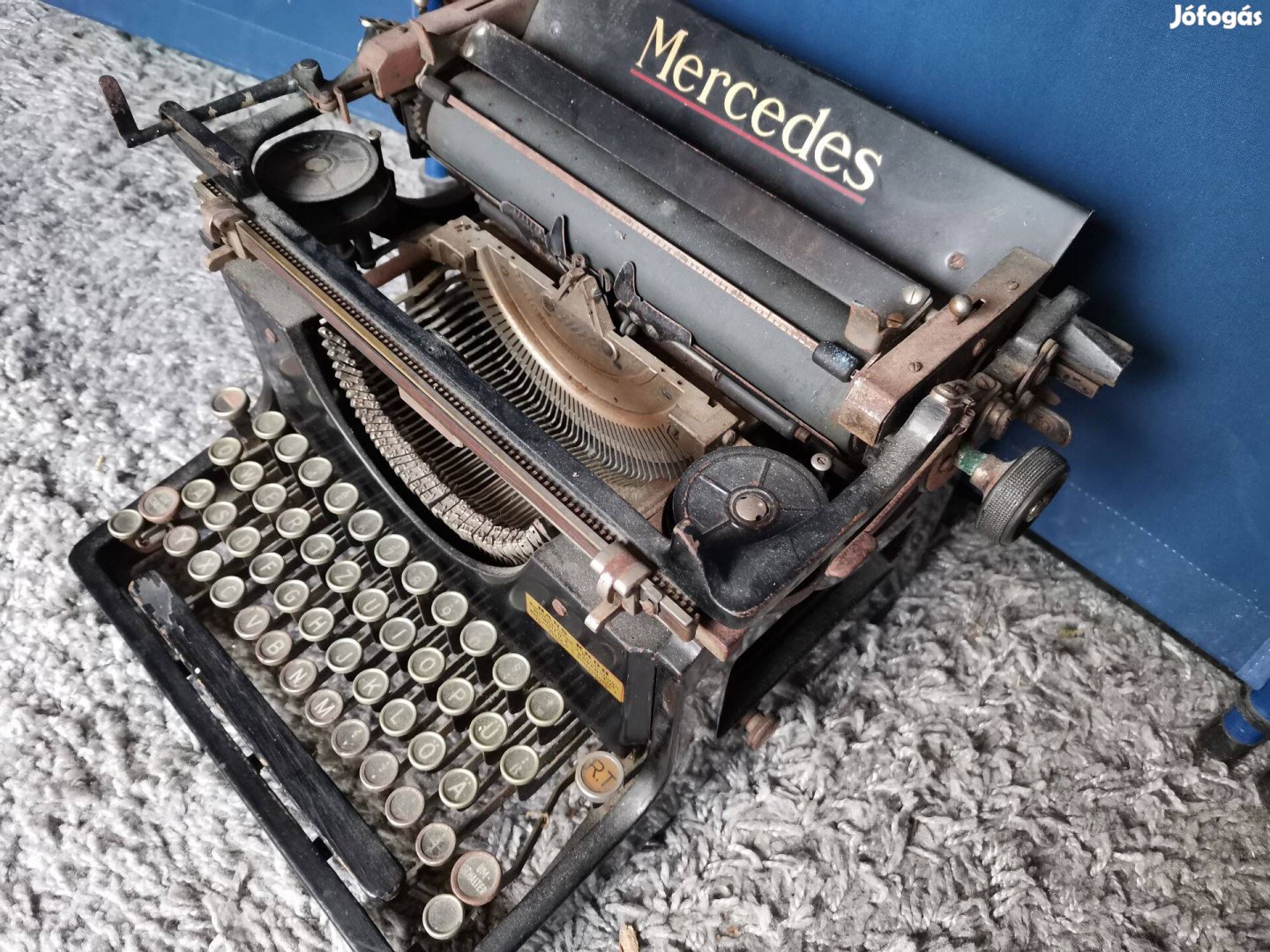 2111 mercedes írógép