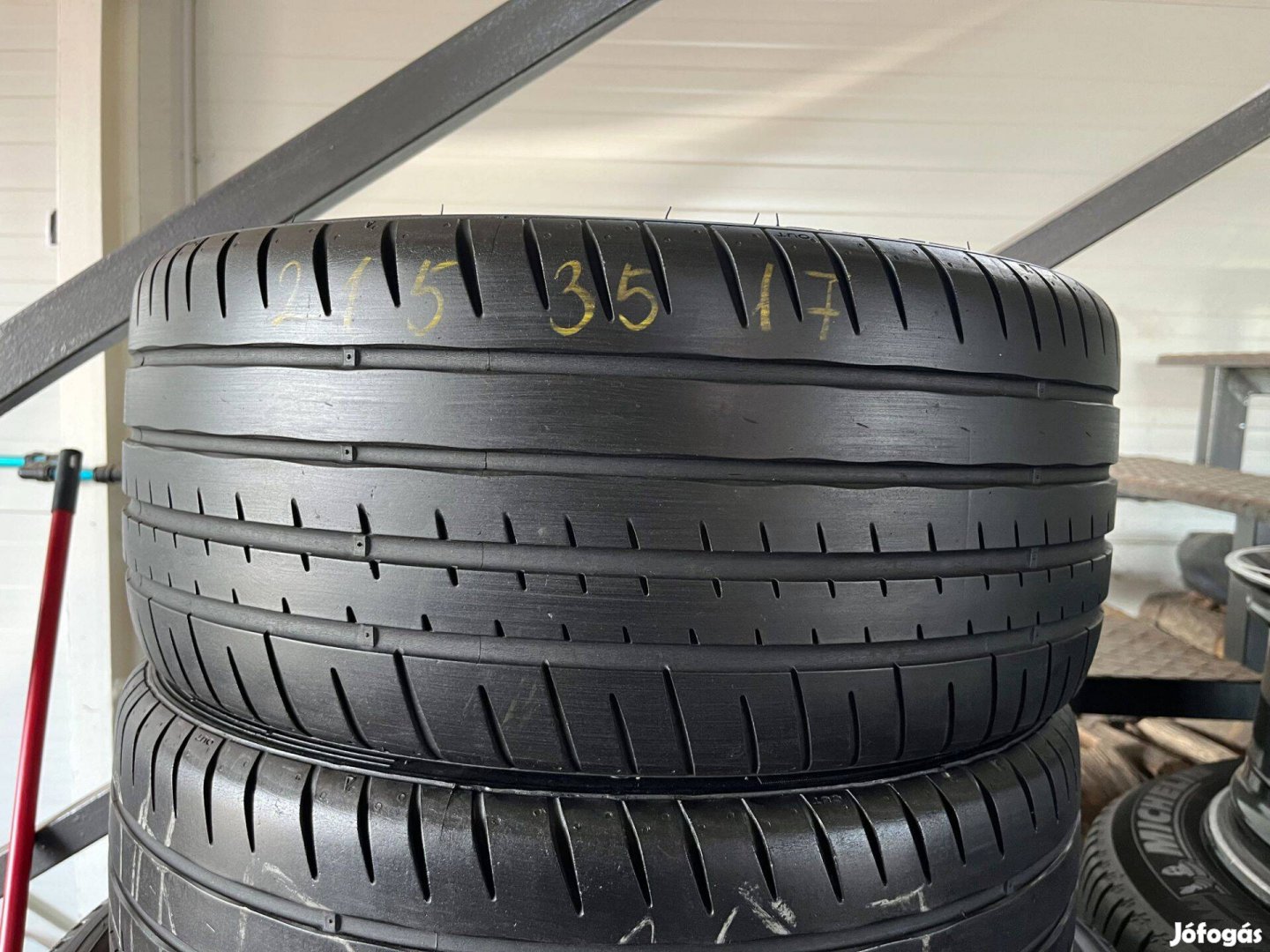 215/35 r17 Hankook nyárigumi 2db eladó 215/35r17