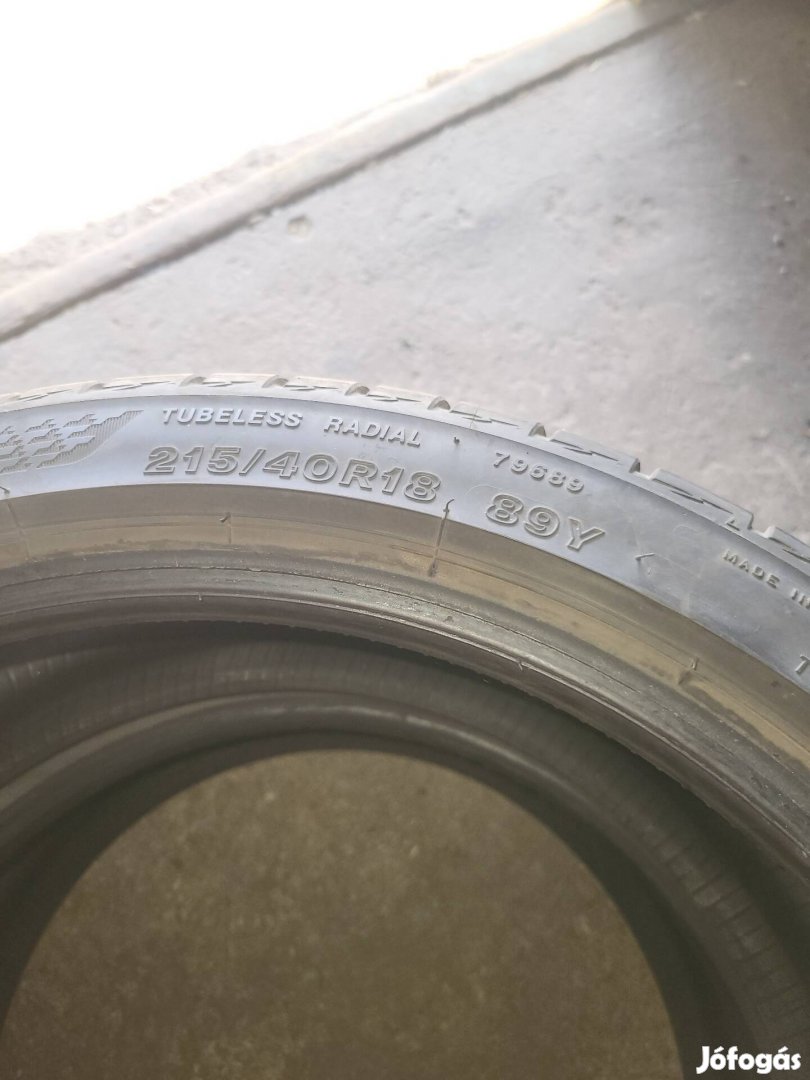 215 40 R18 nyári