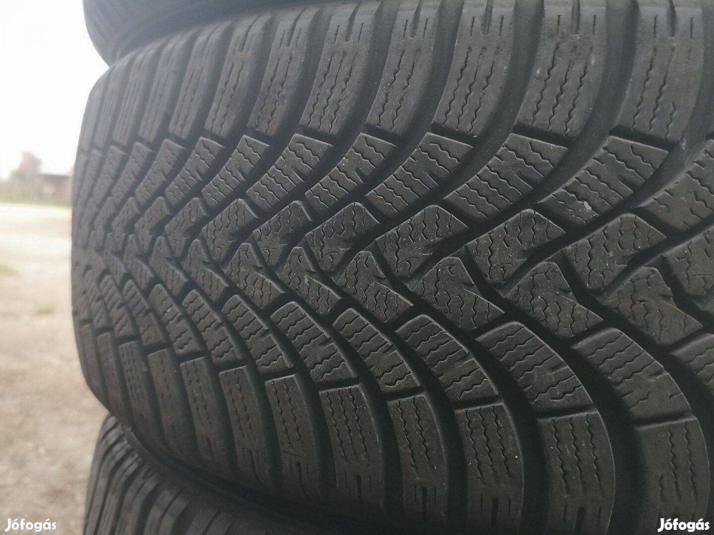215/45R17 215/45 80e/4db újszerű Falken téligumik