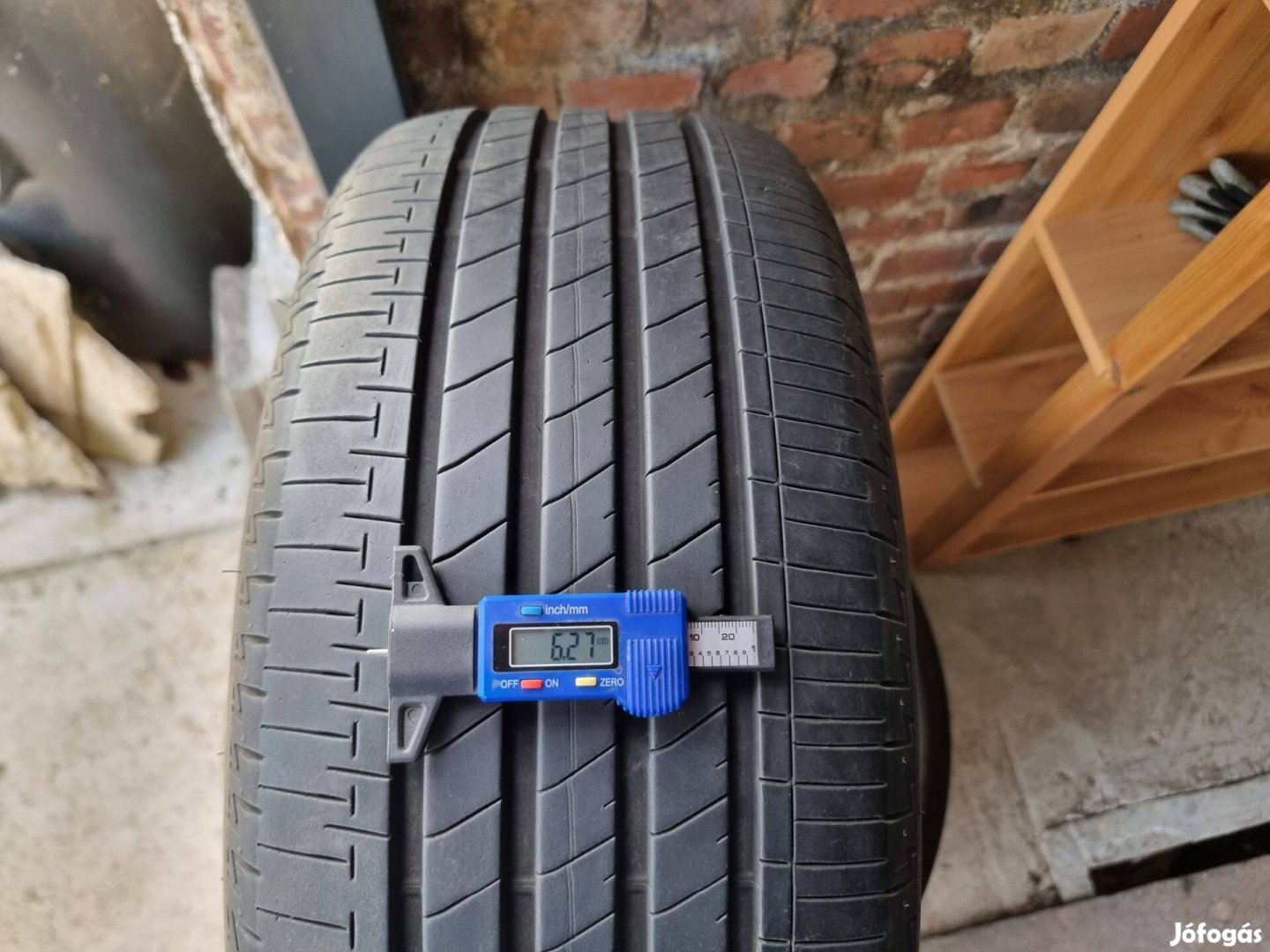 215/45R18 Bridgestone garnitúra teljesen újszerű állapotban eladó!