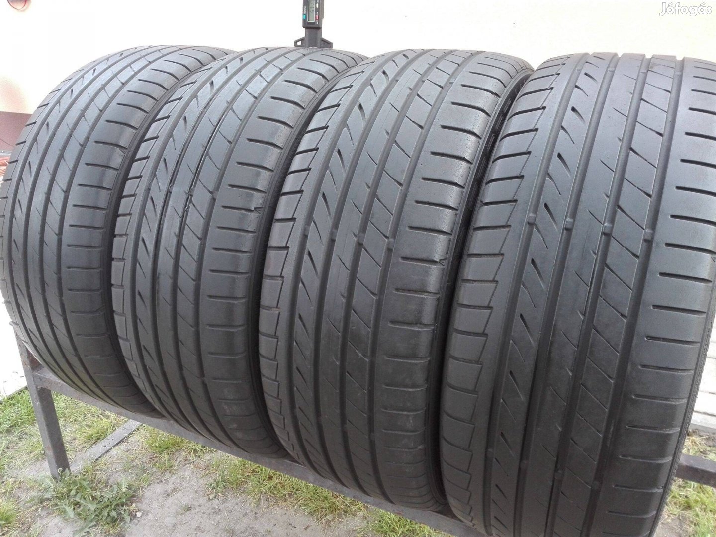 215/45R18 Dunlop nyári gumi garnitúra 215/45 r18