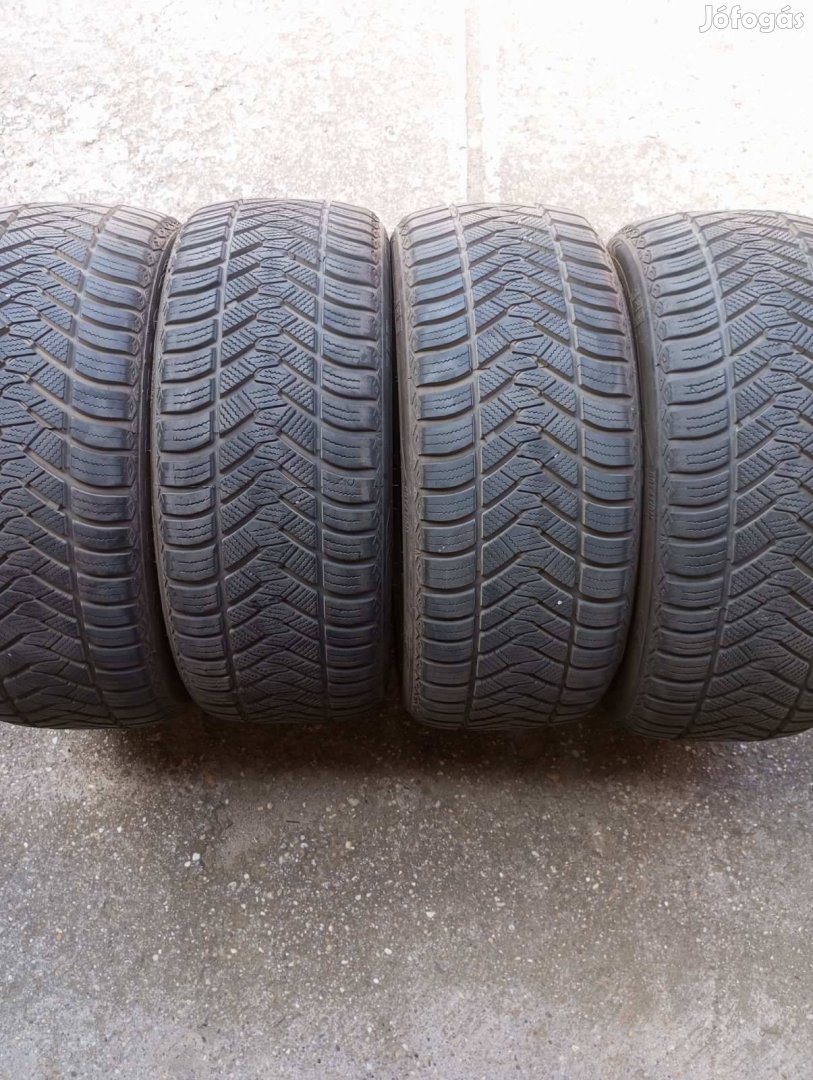 215/45 R17 All Seasons gumiabroncs eladó Nagyon jó állapotban
