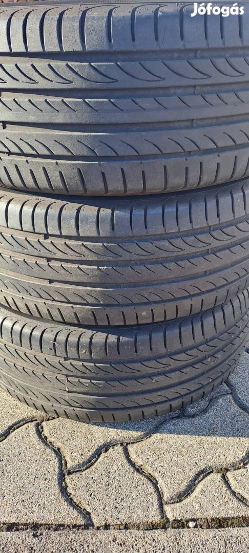 215/45 R18 Pirelli nyári gumiabroncs