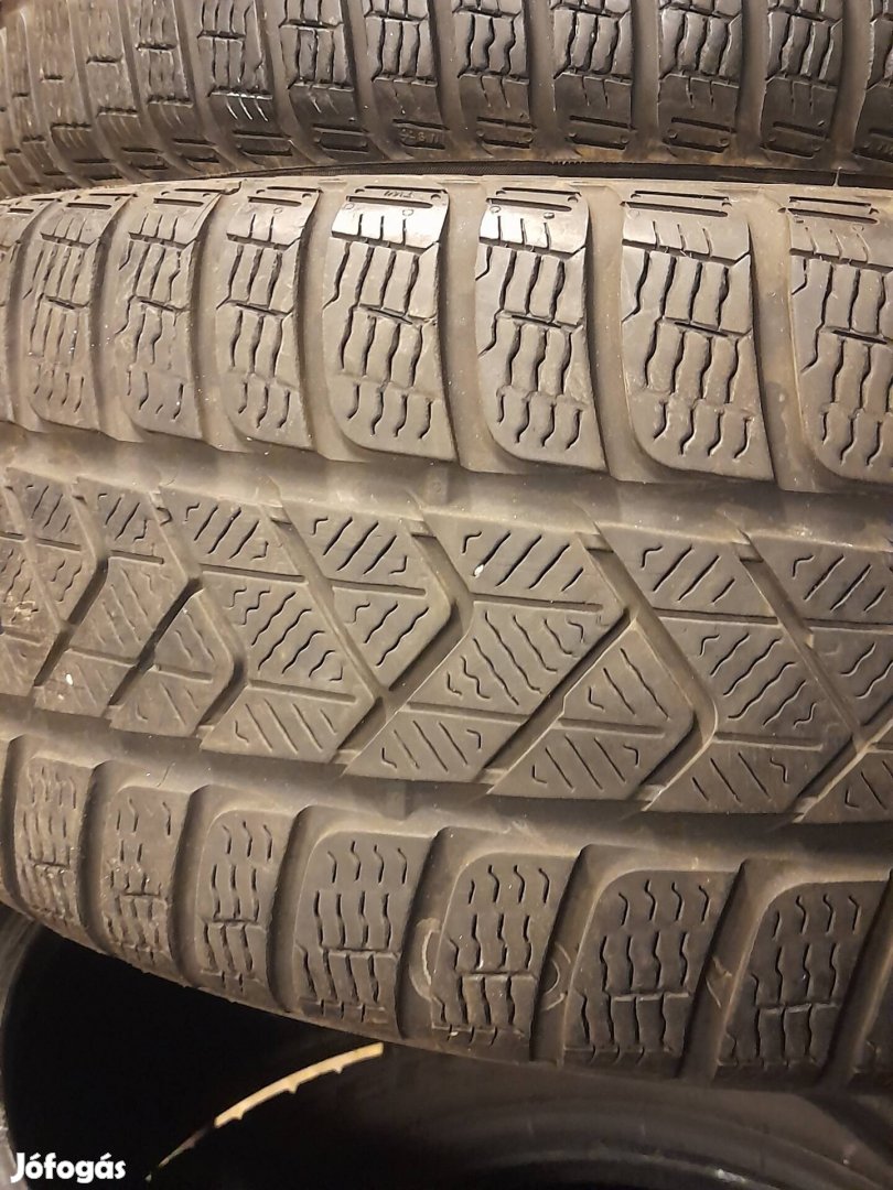 215/45r16 Pirelli téli gumik