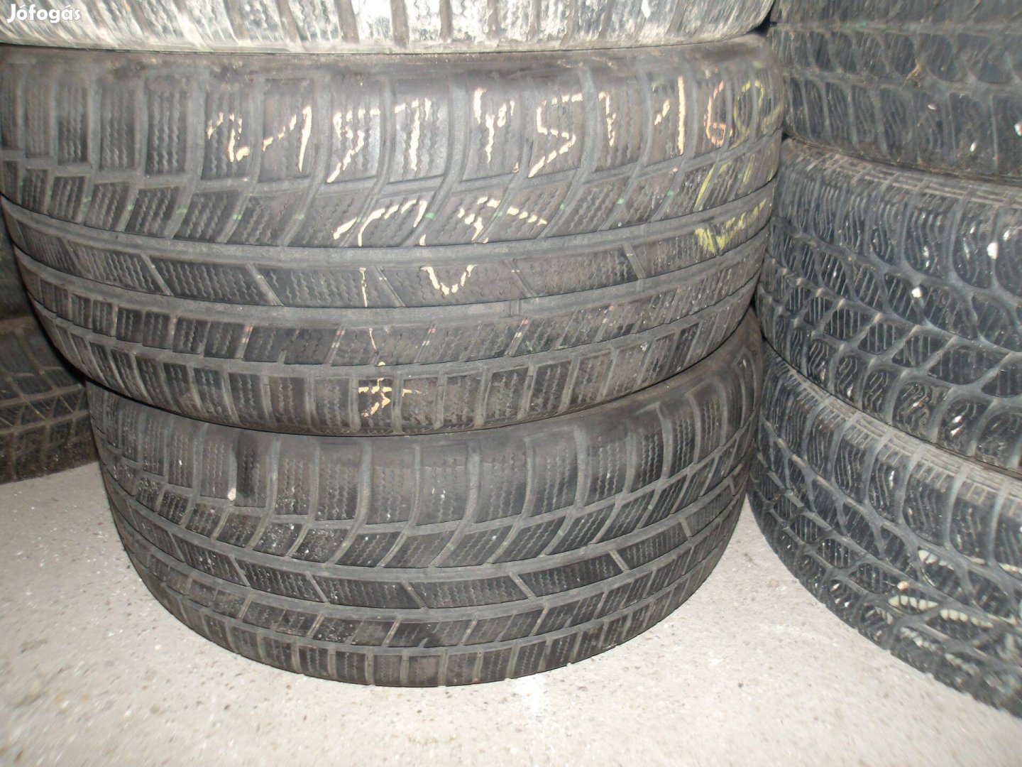 215/45r16 Toyo téli gumi ajándék szereléssel