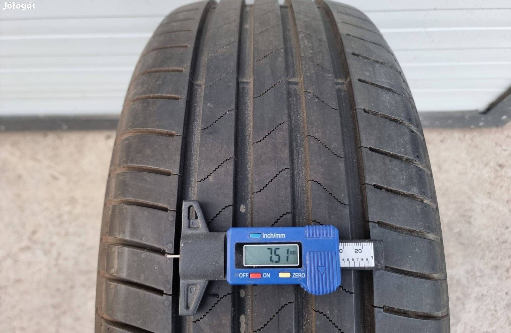 215/50R17 Bridgestone gumi 2db teljesen újszerű állapotban eladó!