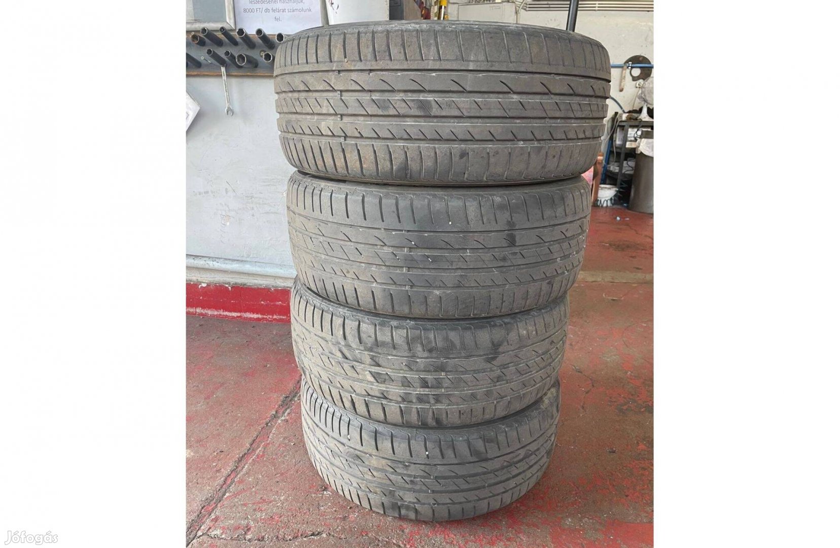 215/50R17 Laufen nyári gumi