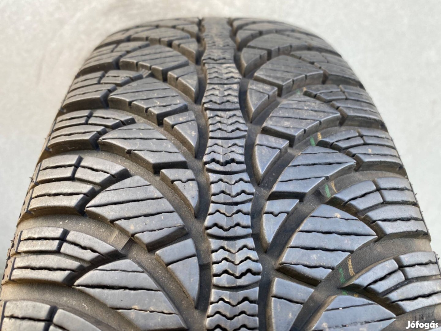 215/50R17 téli Kumho 215 50 17