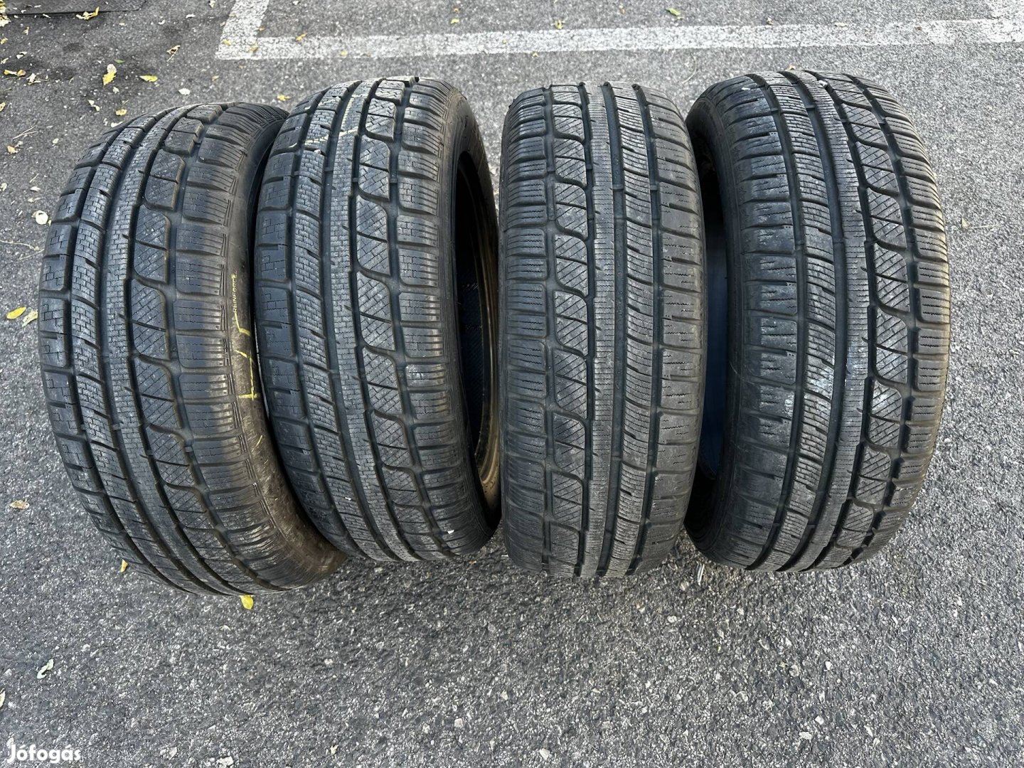 215/50R17 téli gumi