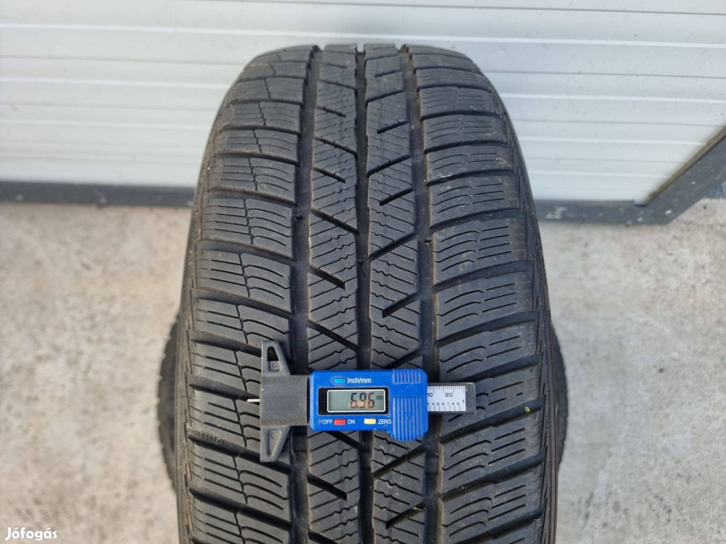 215/50R18 Barum téli 2db szinte újszerű állapotban eladó!