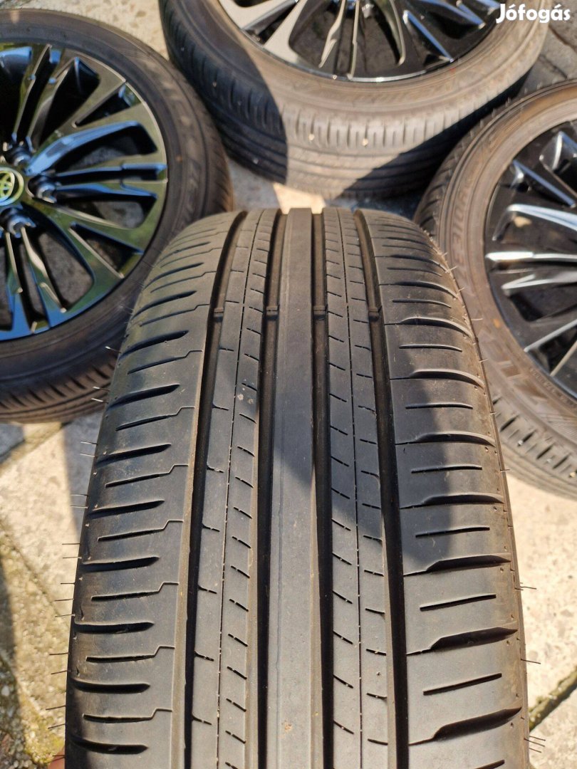 215/50R18 Falken nyári gumi 4db/70eft futófelületük 7mm 215/55 R18