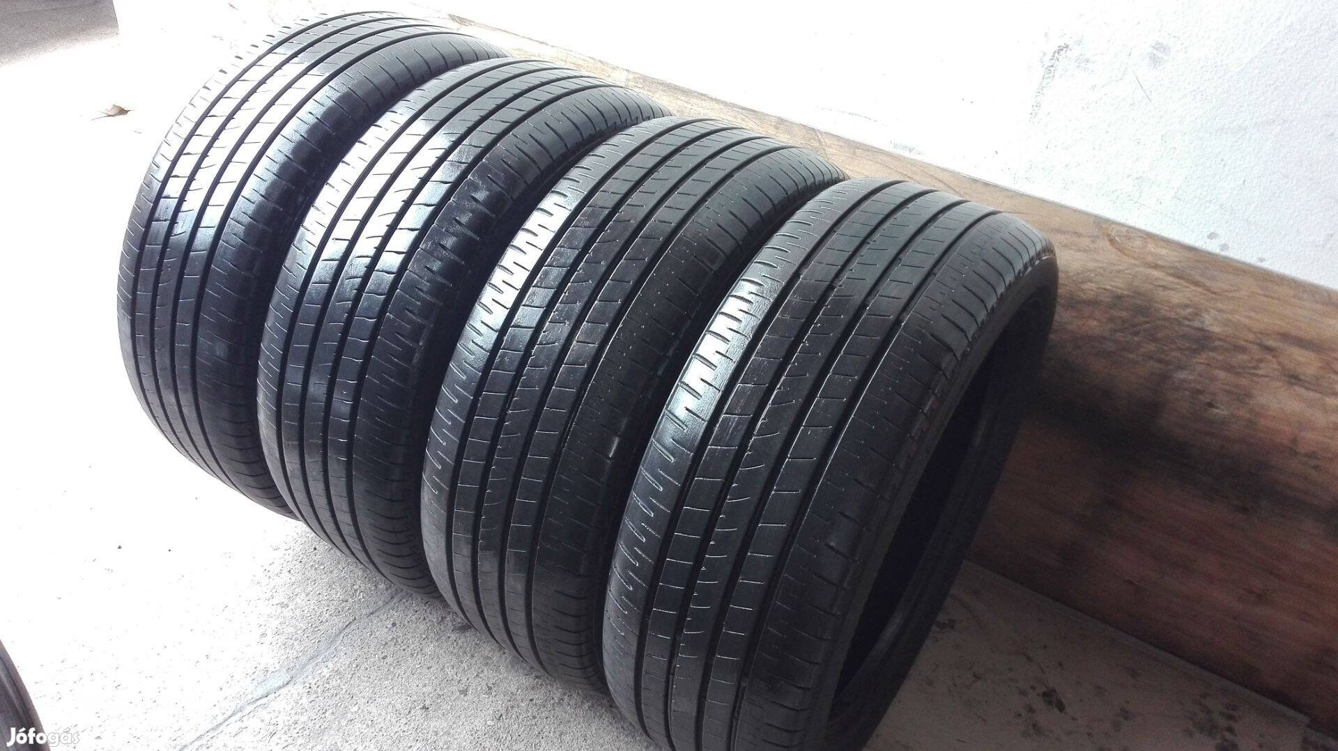 215/50R18 váltómérete 225/50R18 Bridgestone RFT nyári gumi garnitúra